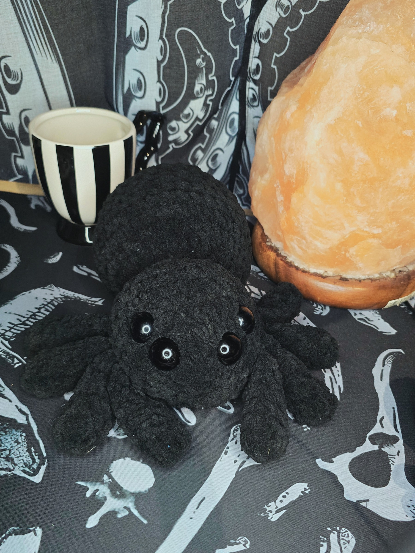 Hand-made Crochet spider - Large