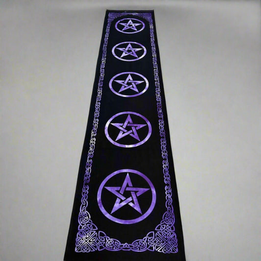 Penatgram Altar Runner