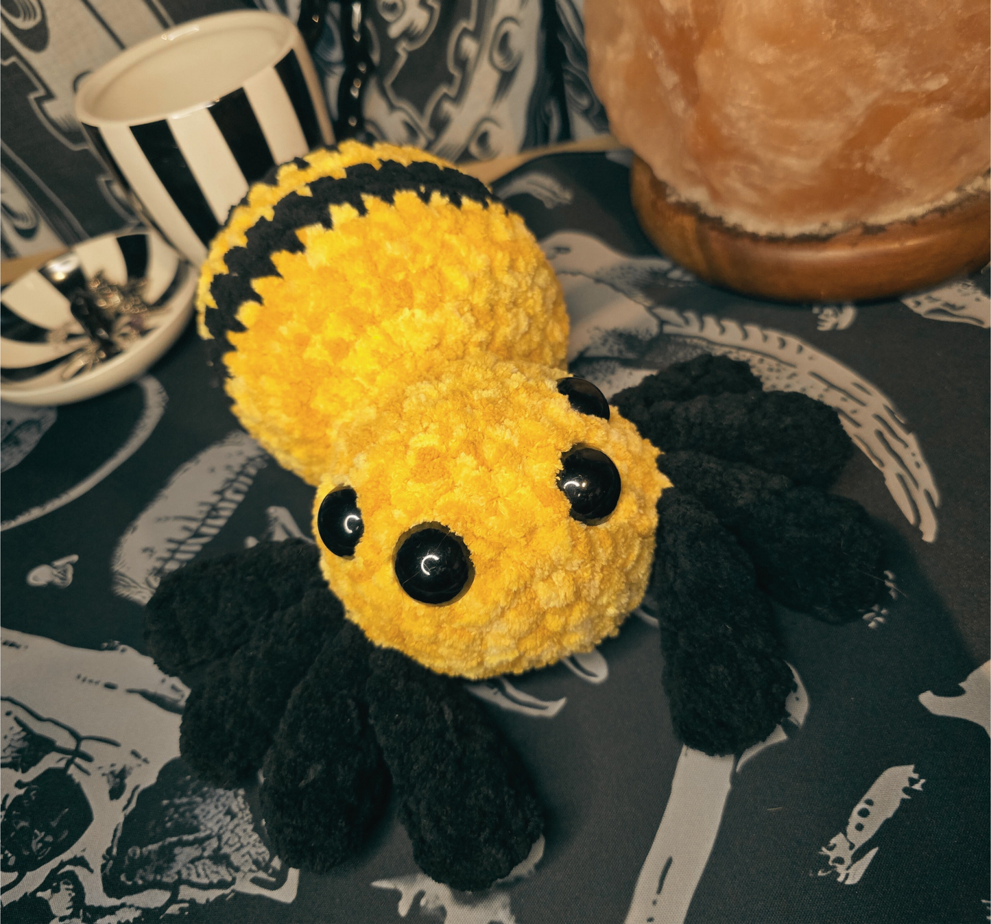 Hand-made Crochet spider -Crimson Honey Large